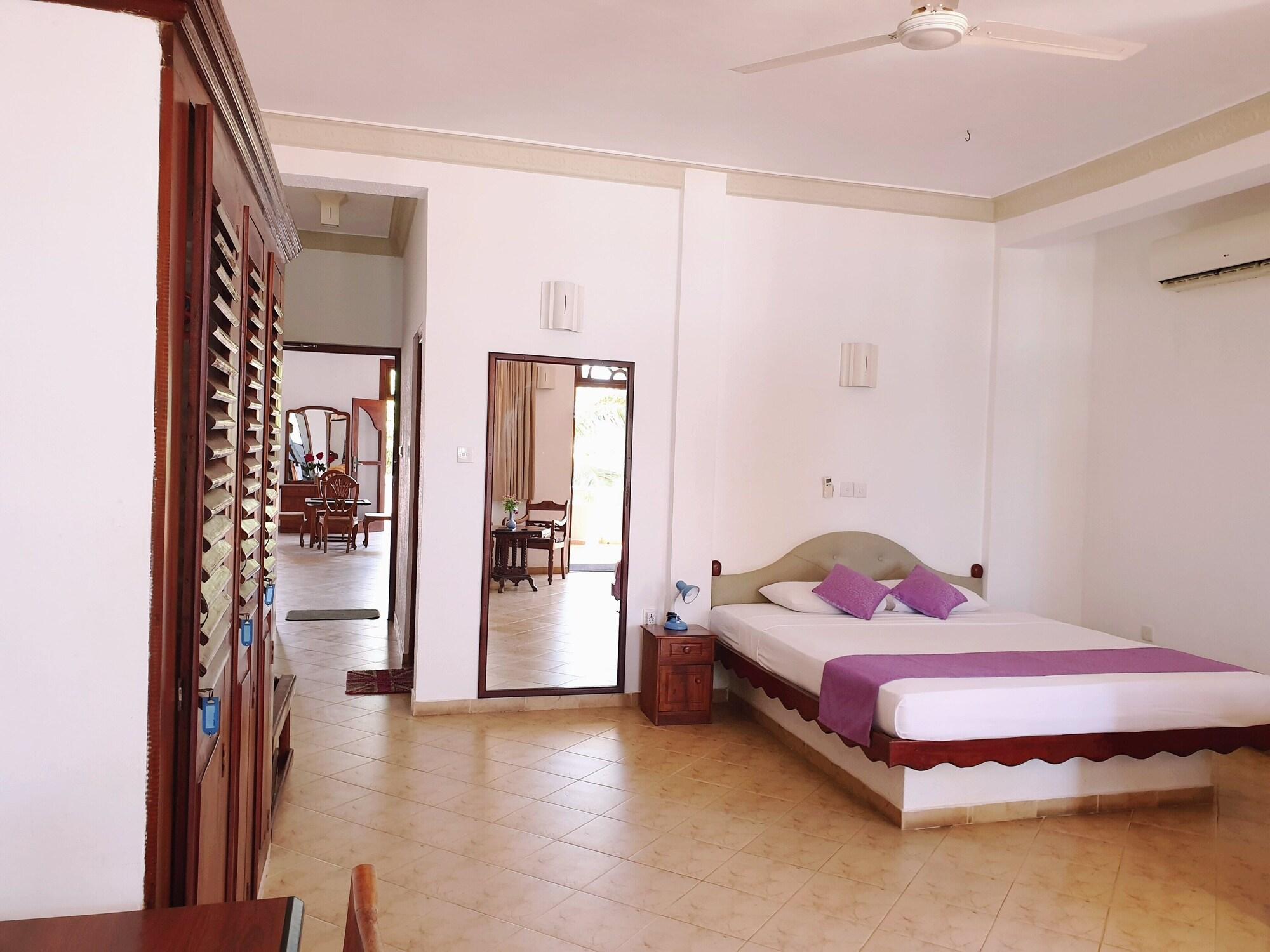 Oasey Beach Hotel Bentota Exterior foto